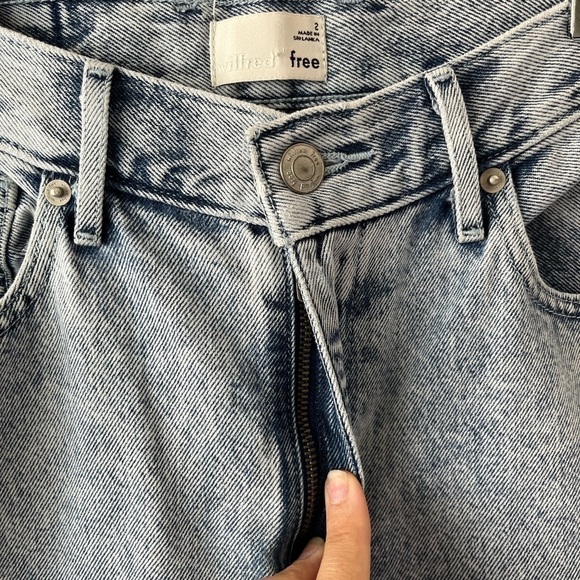ARITZIA Wilfred Free Vintage 90’s Wash Denim Straight Jeans Women’s Size 2 - Picture 5 of 7